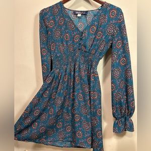 Blue rain floral blue dress. Like new condition.